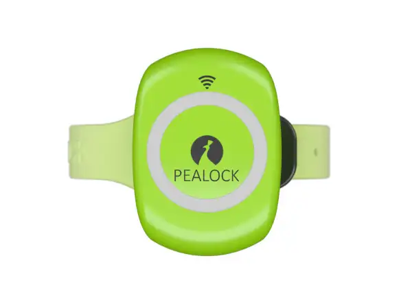 Elektronický zámok Pealock 1 pre športové vybavenie zelený