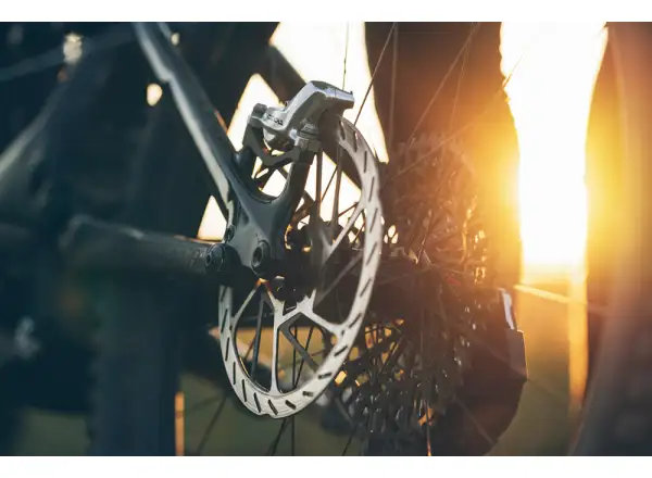 Sram Code Ultimate Stealth kotúčová brzda predná
