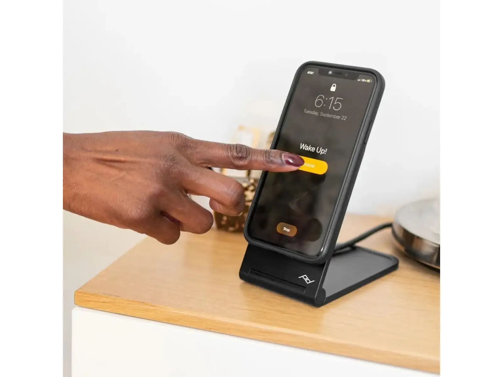 Peak Design Bezdrôtový nabíjací stojan Magnetický držiak na mobil čierny