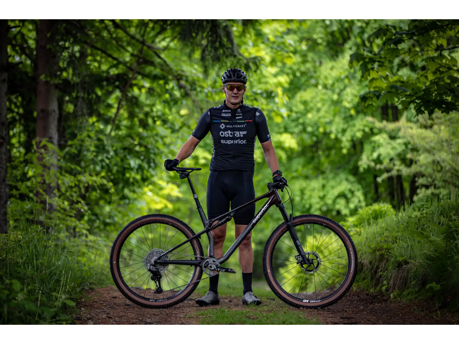 Superior XF 9.9 Team horský bicykel Gloss Carbon/Red Carbon