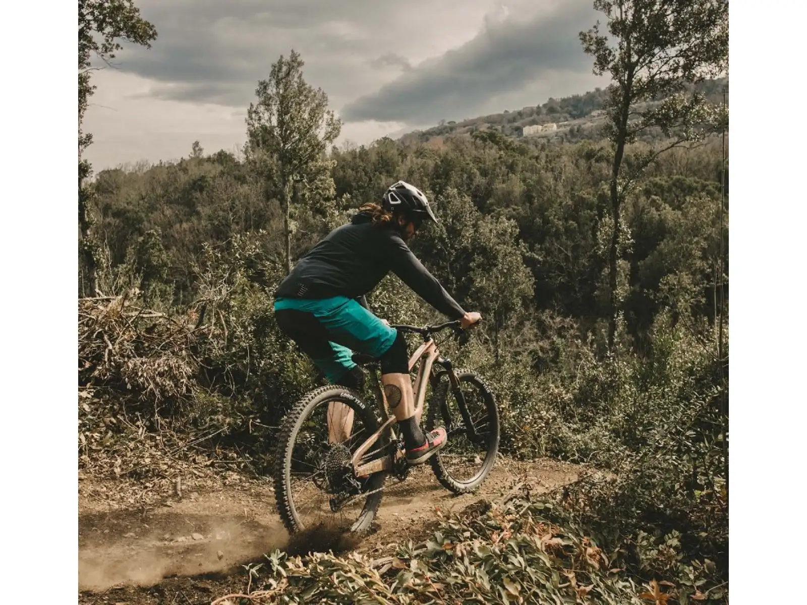Goodyear Newton MTR Enduro Tubeless Complete 27,5x2,60" MTB plášť Kevlar