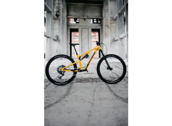 Nukeproof Reactor Alloy Pro 290 Eagle 90 celoodpružený bicykel Yellow
