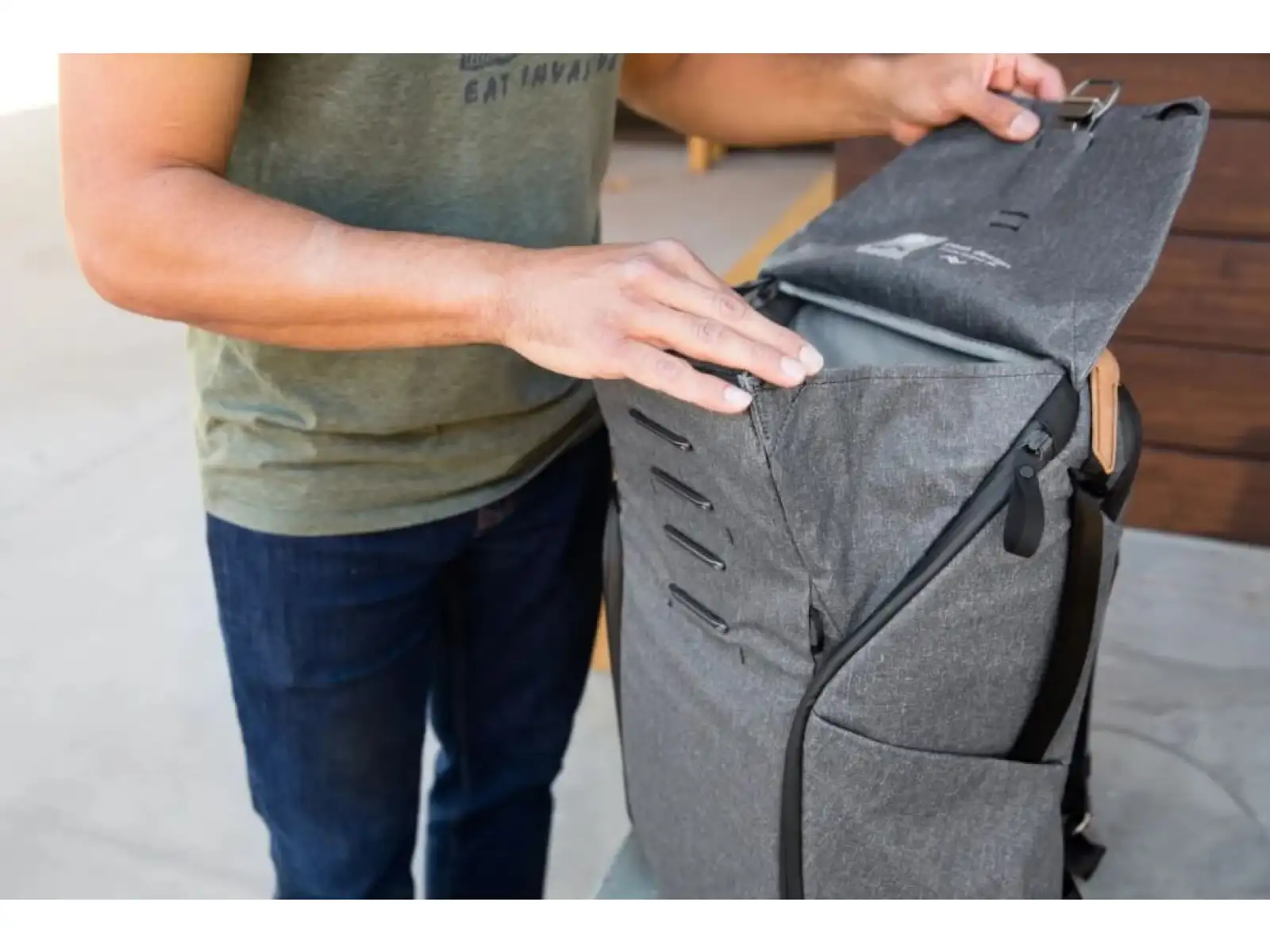 Batoh Peak Design Everyday 30 l Charcoal