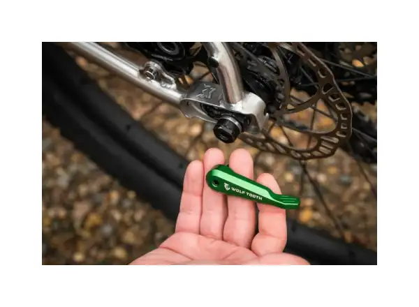 Wolf Tooth Axle Handle multikľúč 10 funkcií čierna