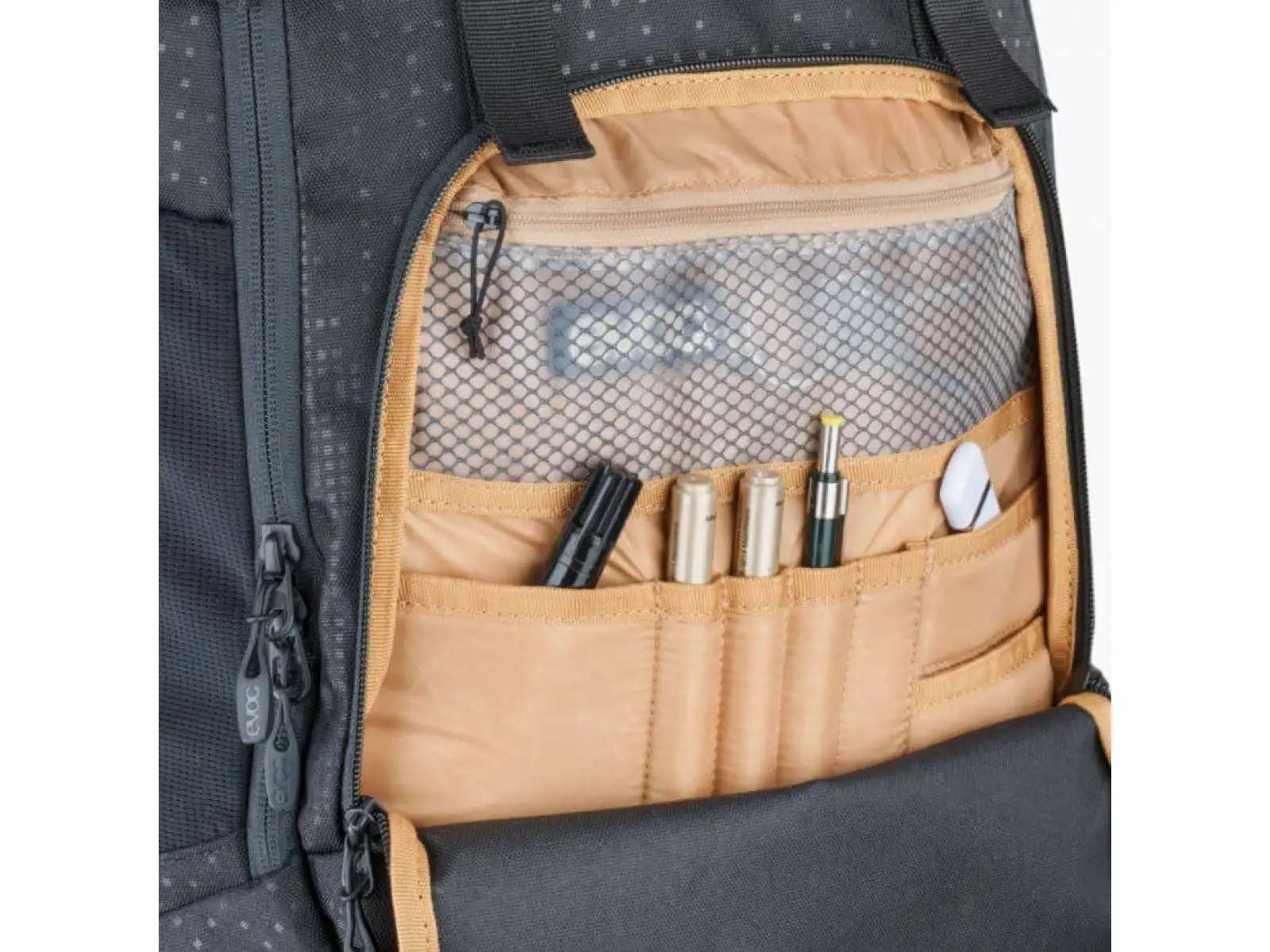 Evoc Mission Pro 28l batoh black