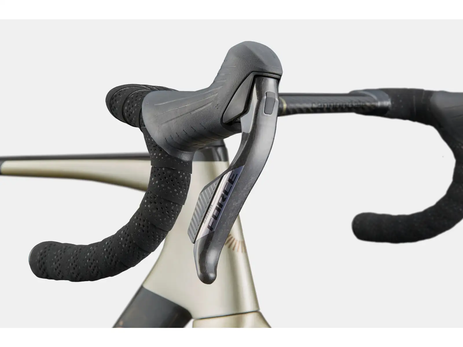 Cannondale SuperSix Evo 1 cestný bicykel Platinum PLT