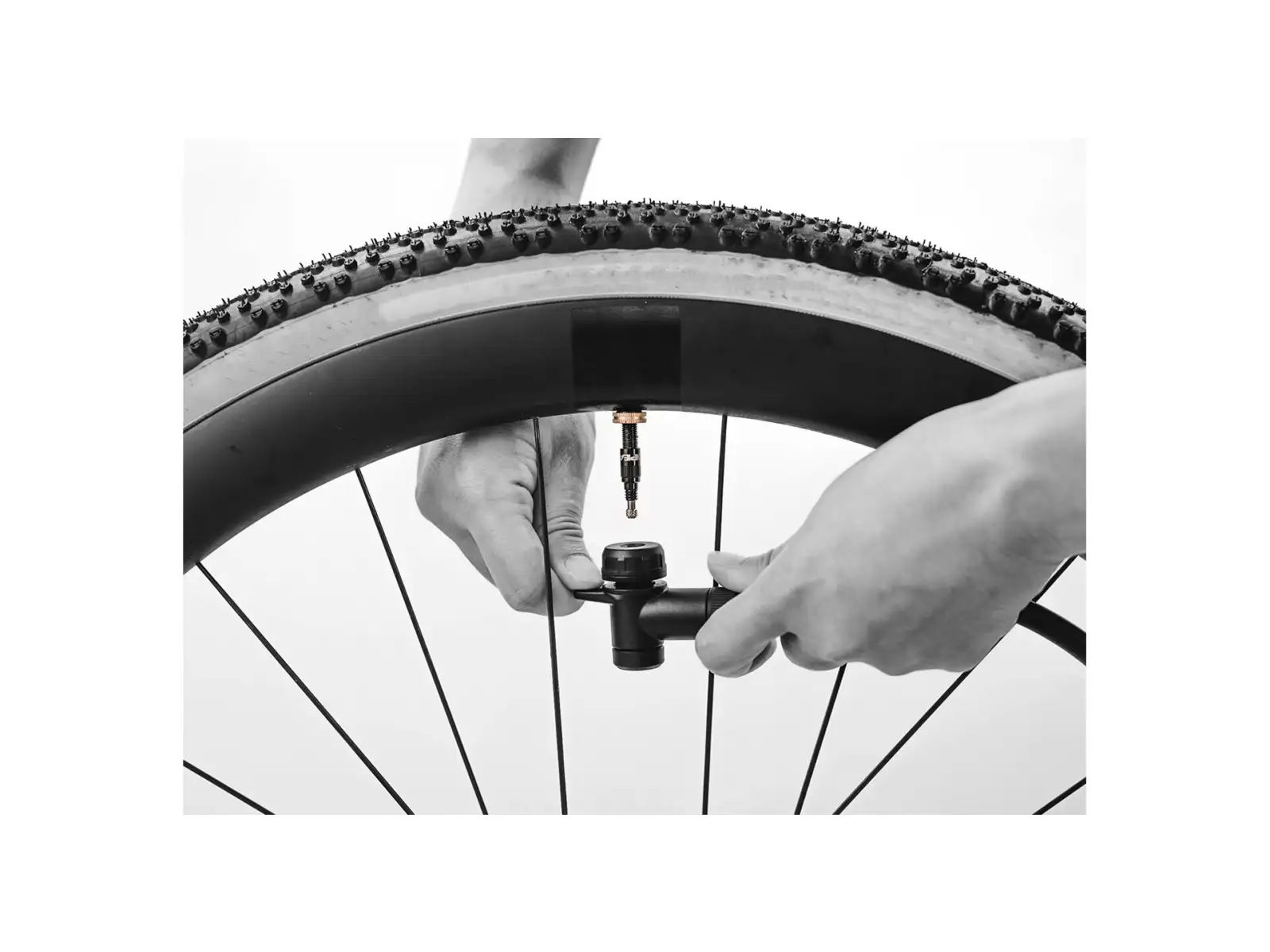 Topeak sada ventilkov TURBOFLOW VALVE COMBO w/ Rapidhead