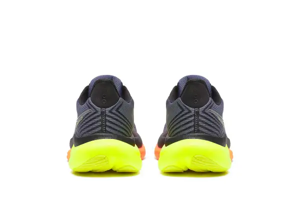 Saucony Triumph 23 pánska bežecká obuv shadow/vizi