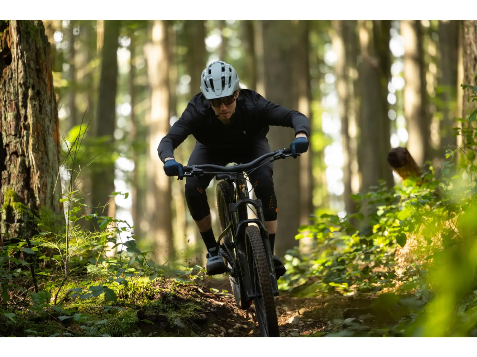 Giant Stance 2026 horský bicykel Black