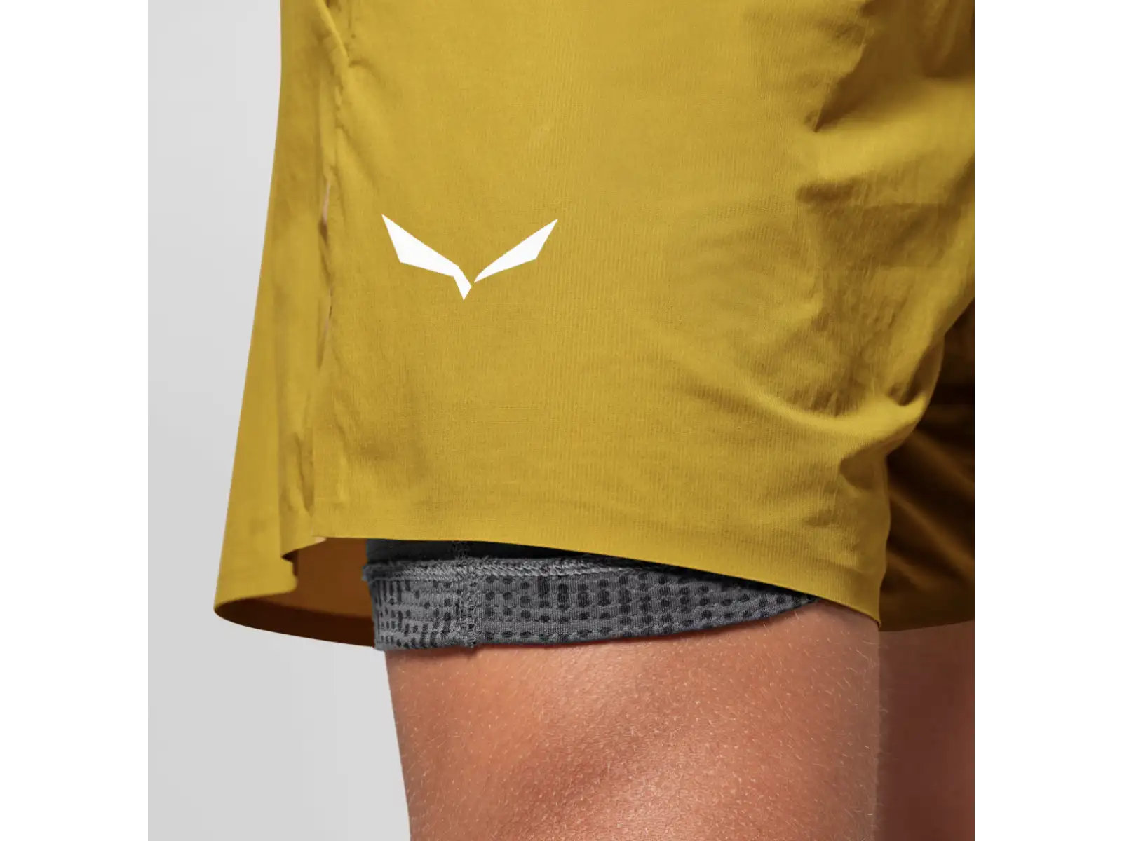 Salewa Pedroc Durastretch 2v1 pánske kraťasy Olive Oil