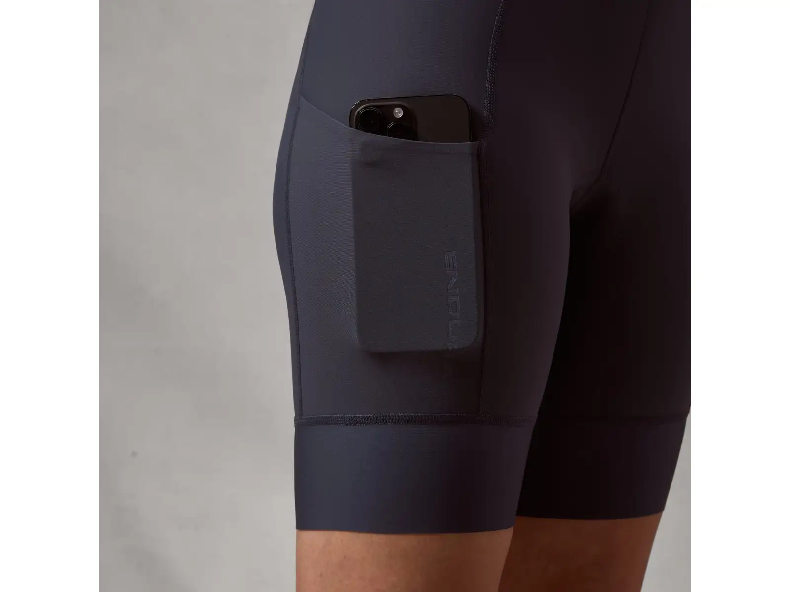Endura Loop dámske kraťasy s vložkou Carbon Grey