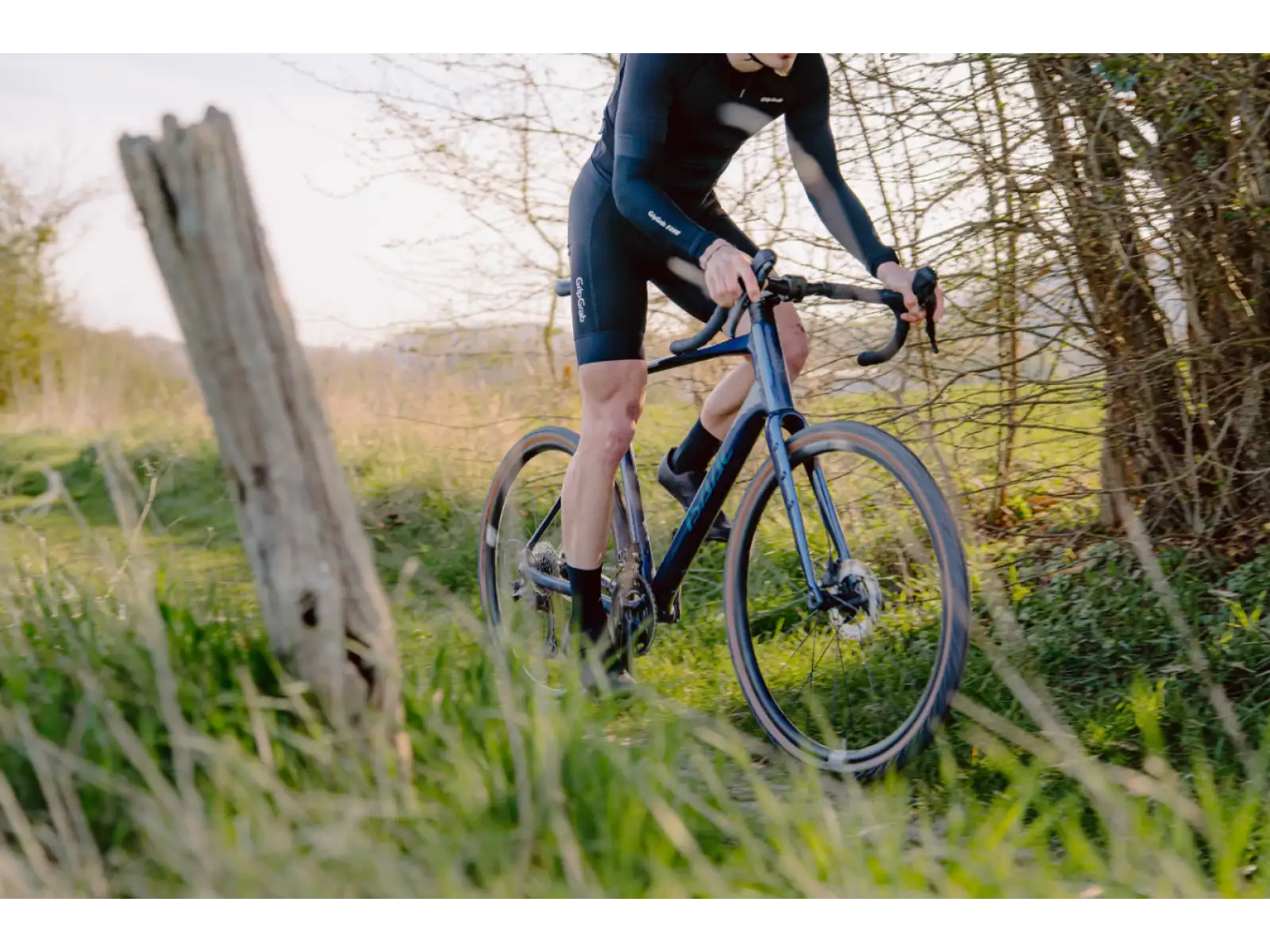 Isaac Kaon GRX610/820 2x12 gravel bicykel Saphire Blue