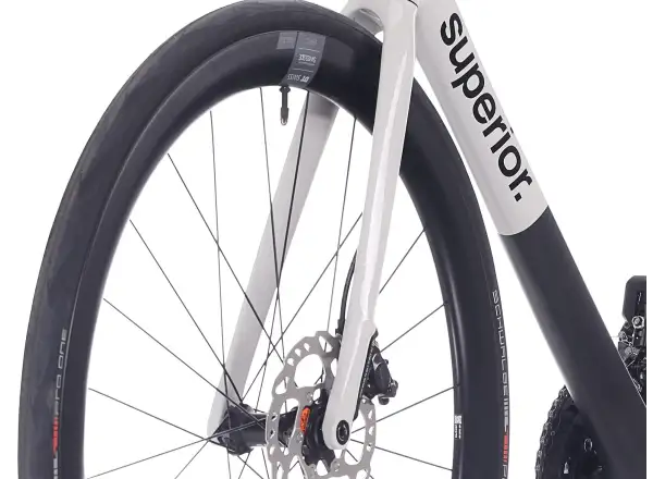 Superior RR 9.6 cestný bicykel Matte Carbon / White