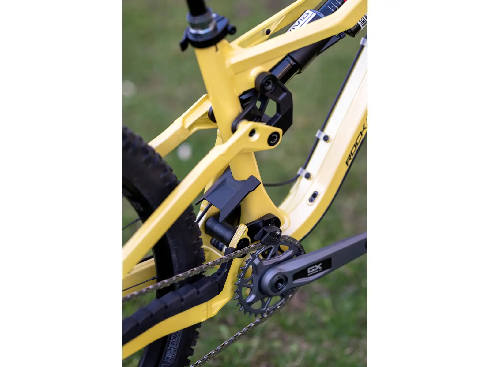 Rock Machine Whizz FS II 90 AXS horský bicykel Panama Yellow