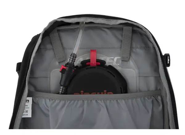 Pinguin Flux 15 batoh Black