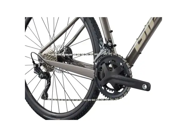 Giant Revolt 1 gravel bicykel Metal