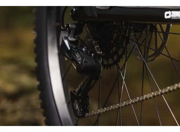 Mondraker Raze celoodpružený bicykel black/dirty white