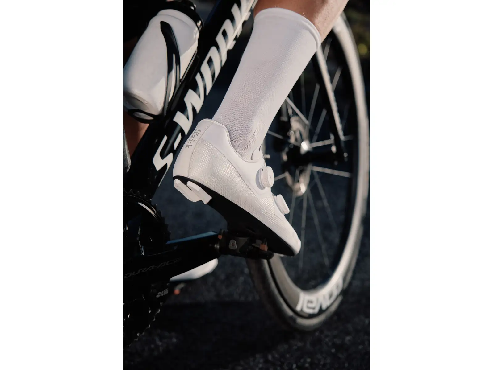 Fizik Tempo Lyra cestné tretry White/White