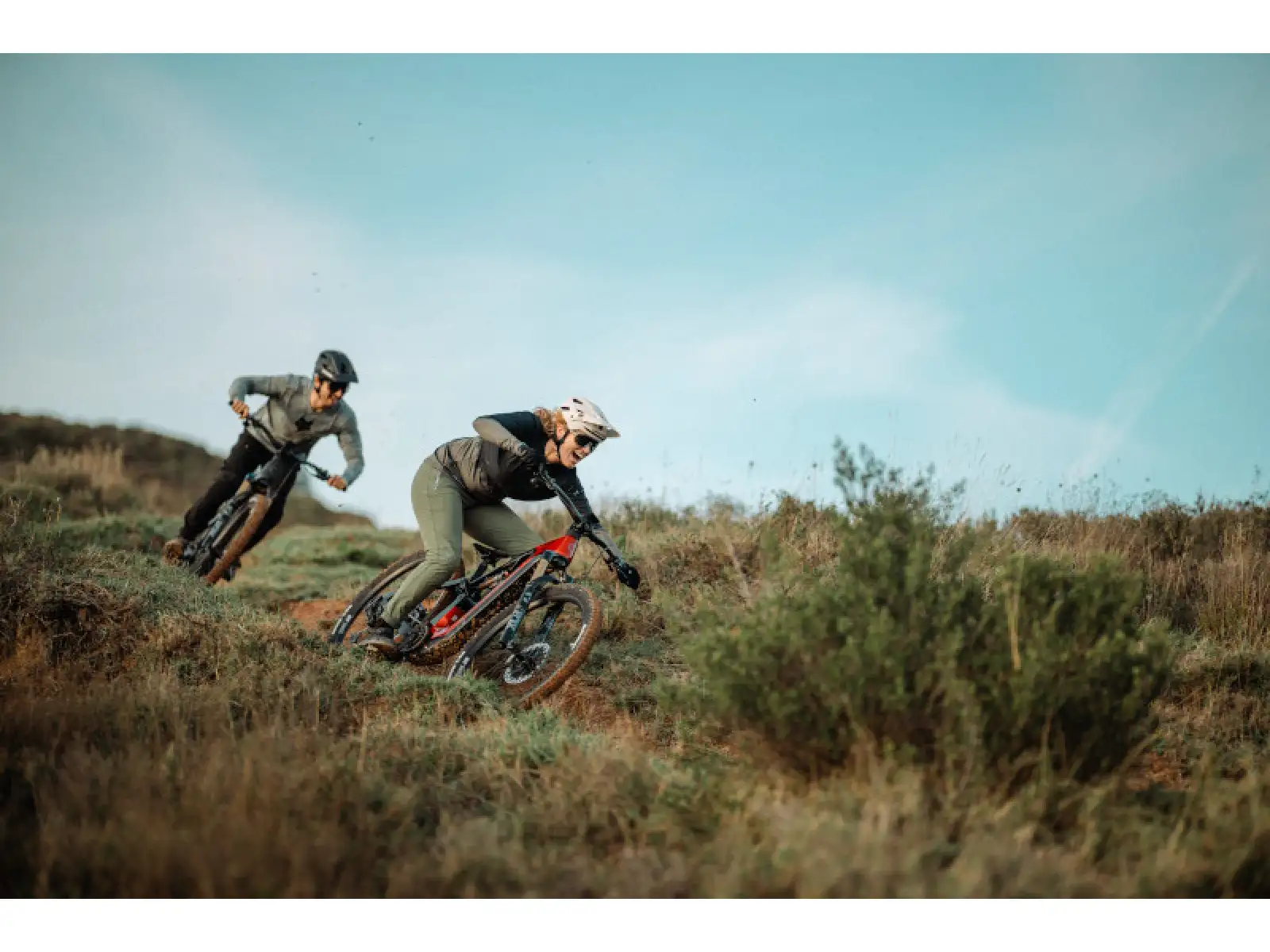 Cannondale Moterra Carbon 2 celoodpružený elektrobicykel Matte Black (BBQ)
