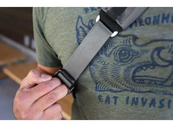 Peak Design Everyday Sling 6 l v2 batoh sivá