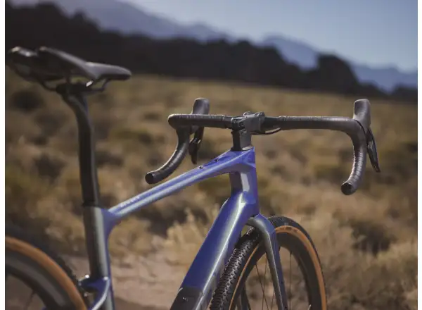 Giant Revolt Advanced Pro 0 M gravel bicykel Interstellar