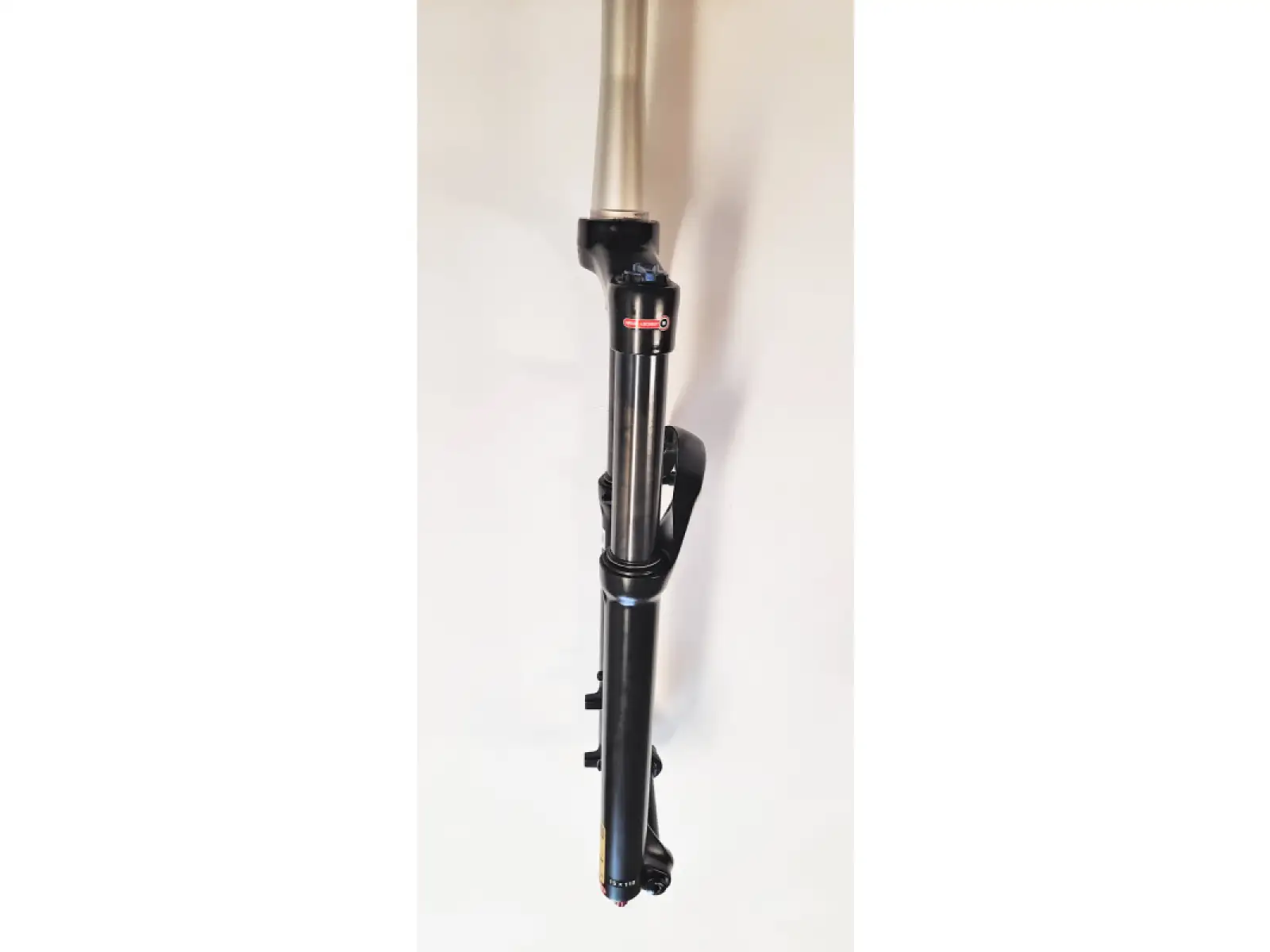 SR Suntour XCR 34 Air LO-R 140 mm 27,5" Boost odpružená vidlica čierna