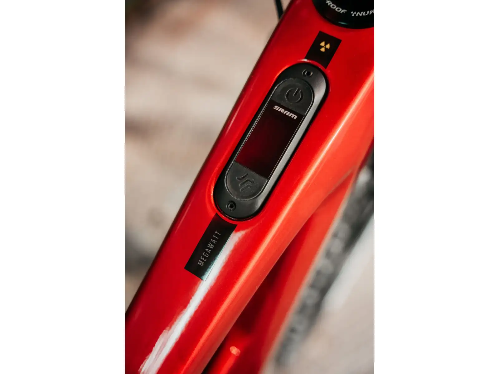 Nukeproof Megawatt Carbon Pro 297 T-GX celoodpružený elektrobicykel Red