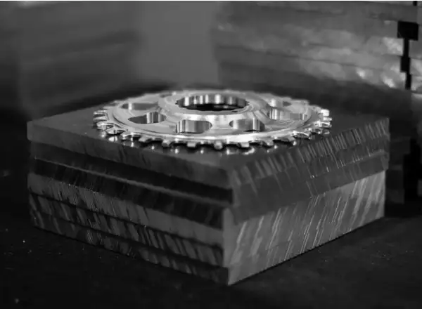 Chromag Sequence Sram prevodník offset 3 mm boost 30 z. čierna