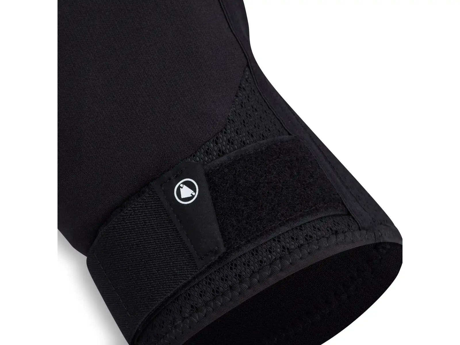 Chrániče lakťov Endura SingleTrack Elbow Protector (čierna)