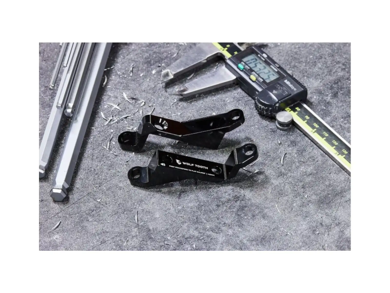 Wolf Tooth adaptér pre strmene Flat Mount na Post Mount