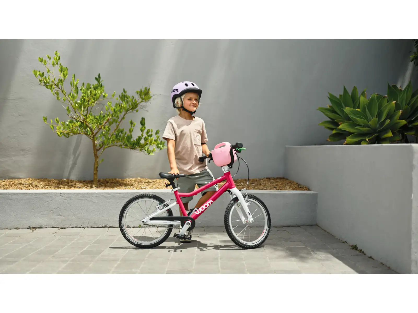 Woom GO 3 Automagic Hot Pink 16 detský bicykel