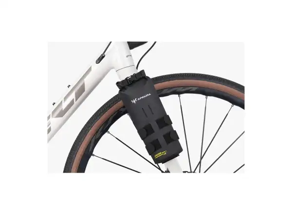 Apidura Expedition Cargo brašna na vidlicu 1,5 l