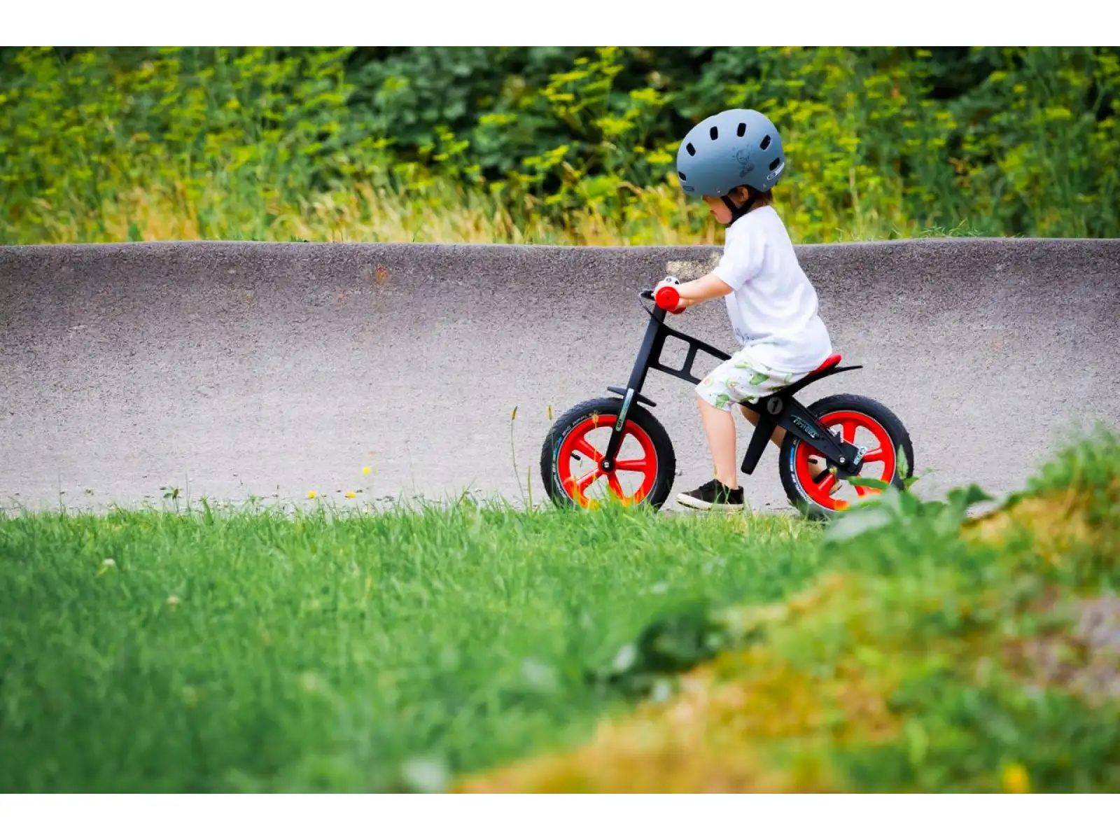 First Bike FAT detské odrážadlo Red