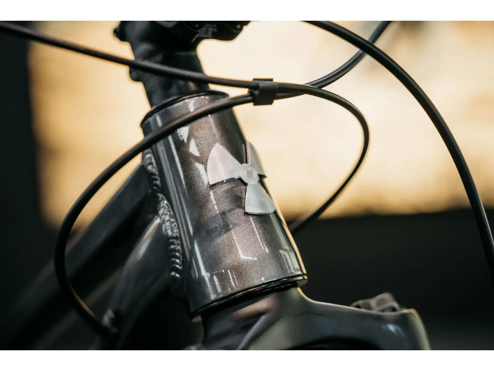Nukeproof Tracker Sport 290 Essa 1x8 horský bicykel Black/Bronze