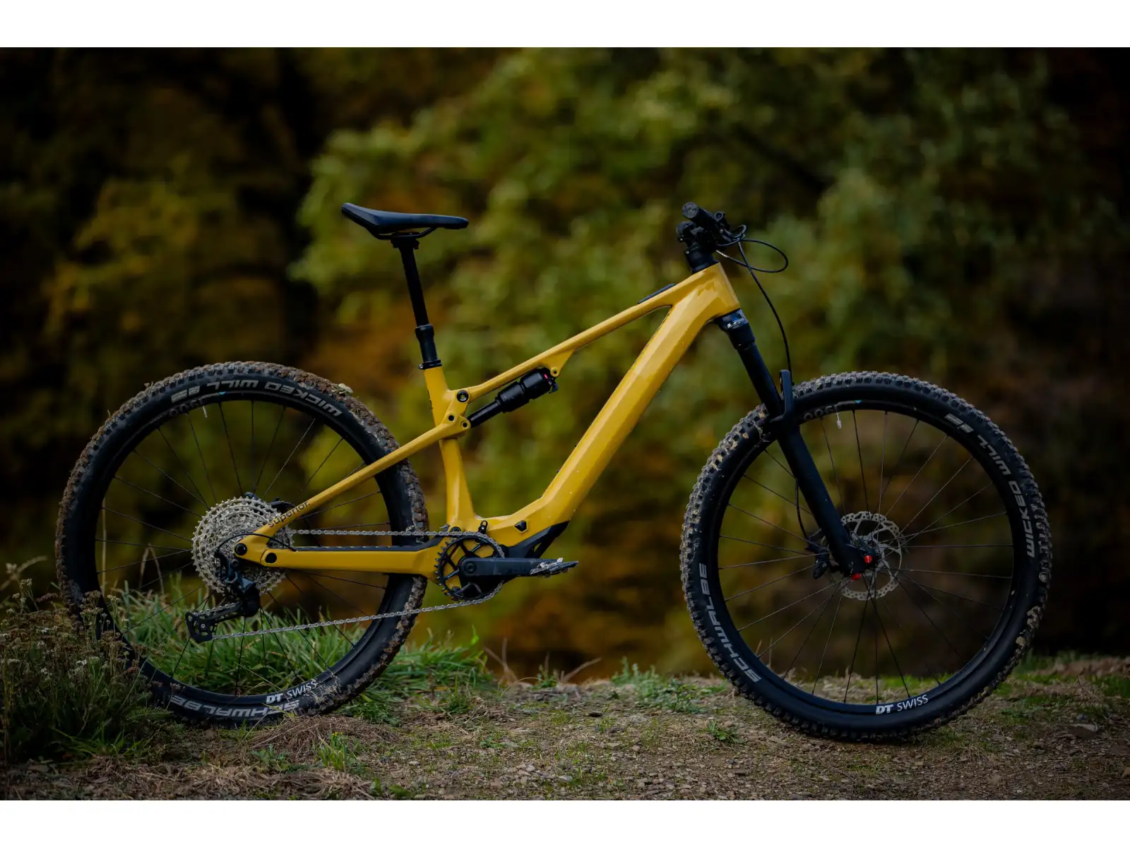 Superior iXF 9.2 celoodpružený elektrobicykel Matte Mustard