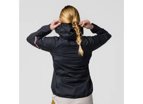 Salewa Vento PTX 2.5 L dámska bunda Black Out