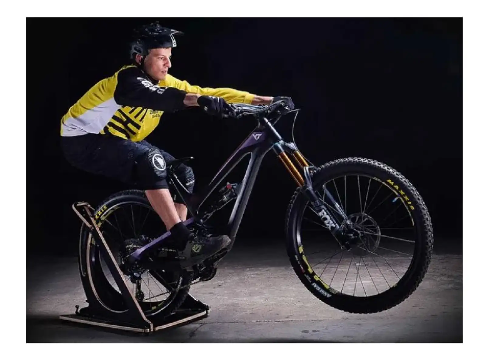 MTB Hopper Balance trenažér vyvažovania zadných kolies