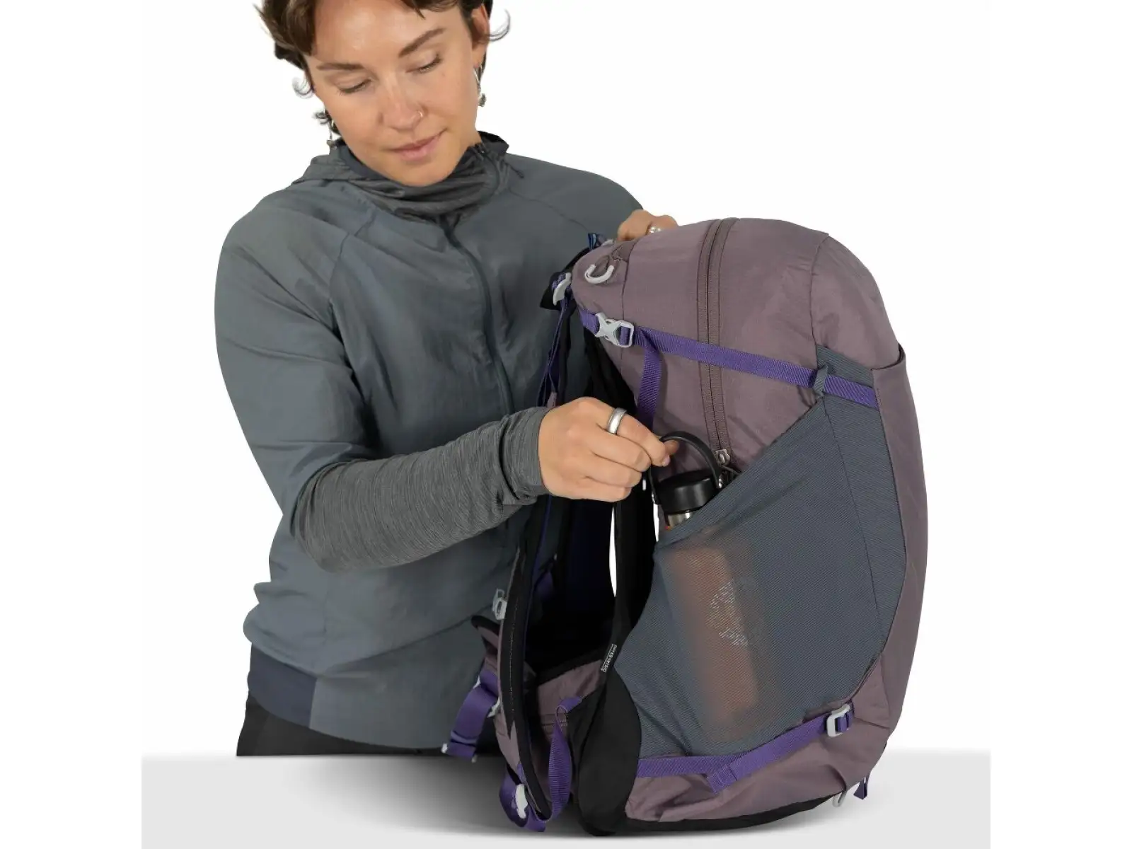 Osprey Hikelite batoh 28 l Graphite purple