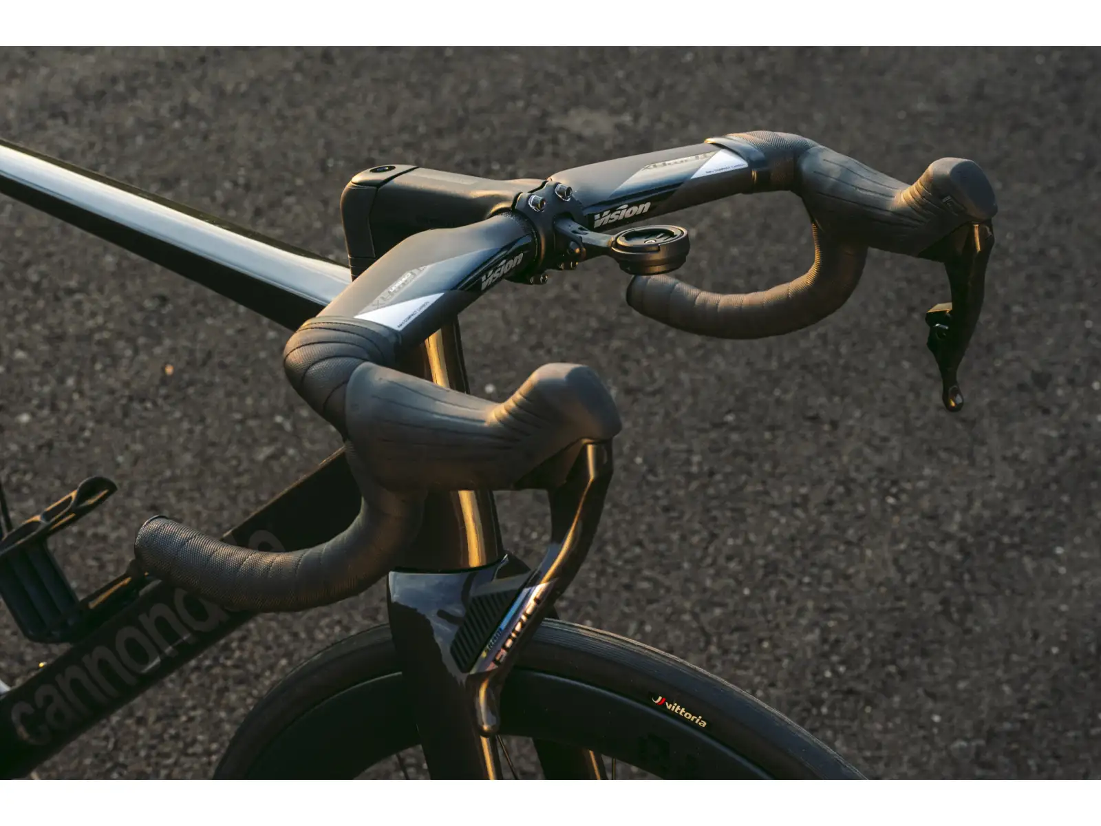Cannondale Super Six Evo Carbon 1 cestný bicykel RAW