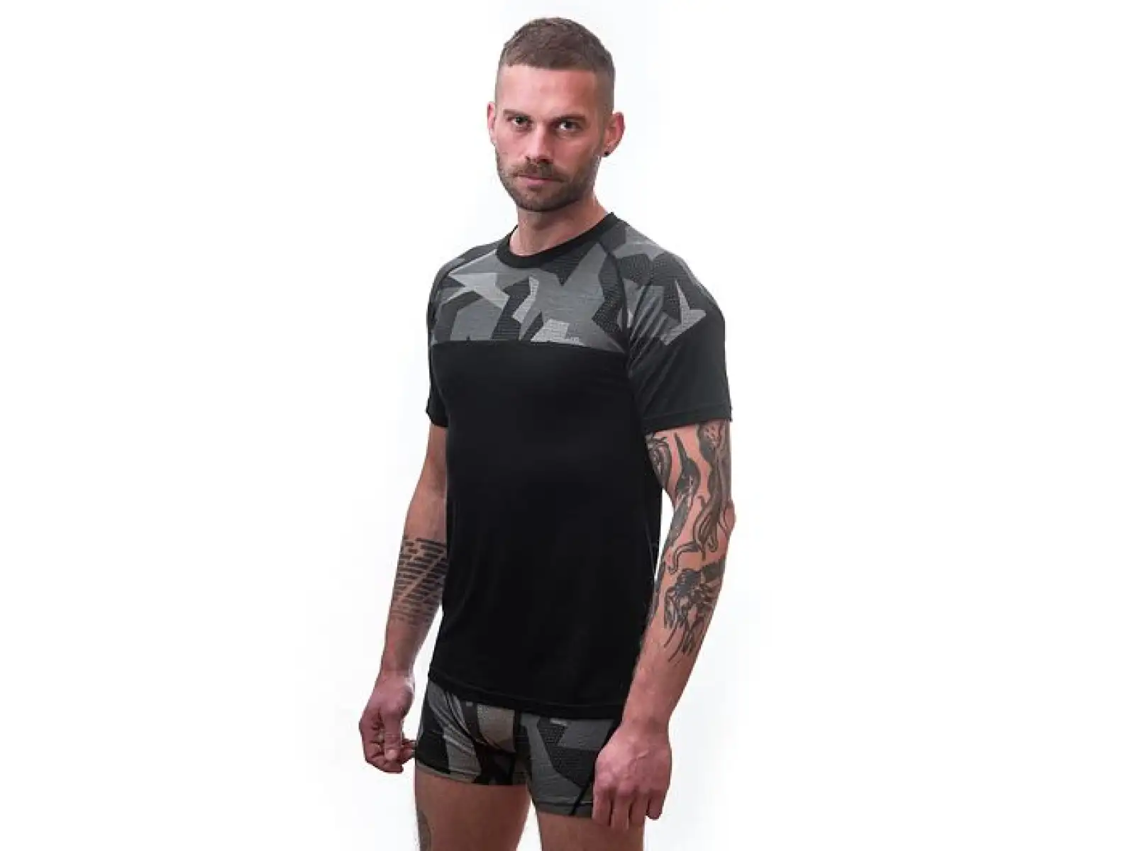 Sensor Merino Impress pánske tričko krátky rukáv čierna/Camo