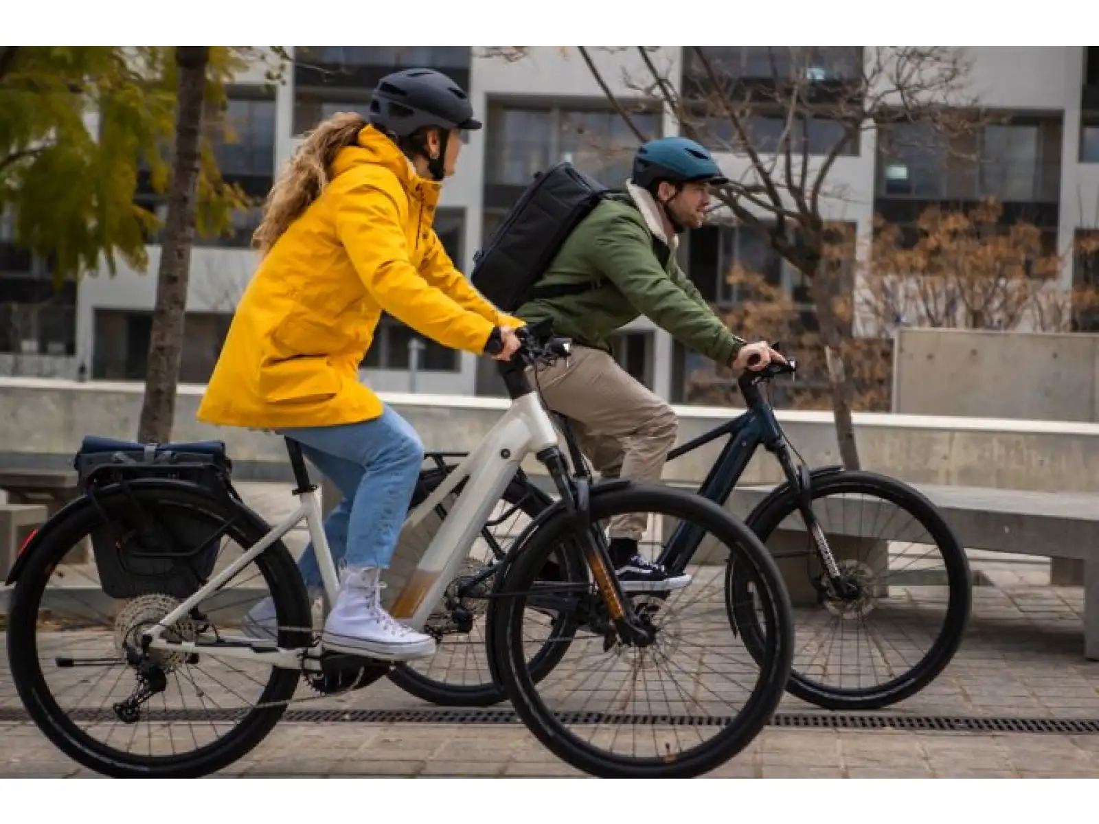 Trekingový elektrobicykel Superior eXR 6090 BL Touring II lesklý biely/medený