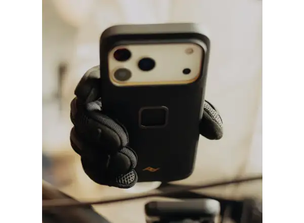 Peak Design Everyday Clarino Puzdro iPhone 17 Pro Max Black