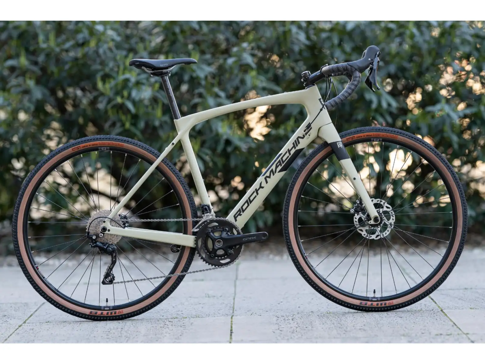 Rock Machine Gravelride CRB 700 gravel kolo Matte Sand/Black