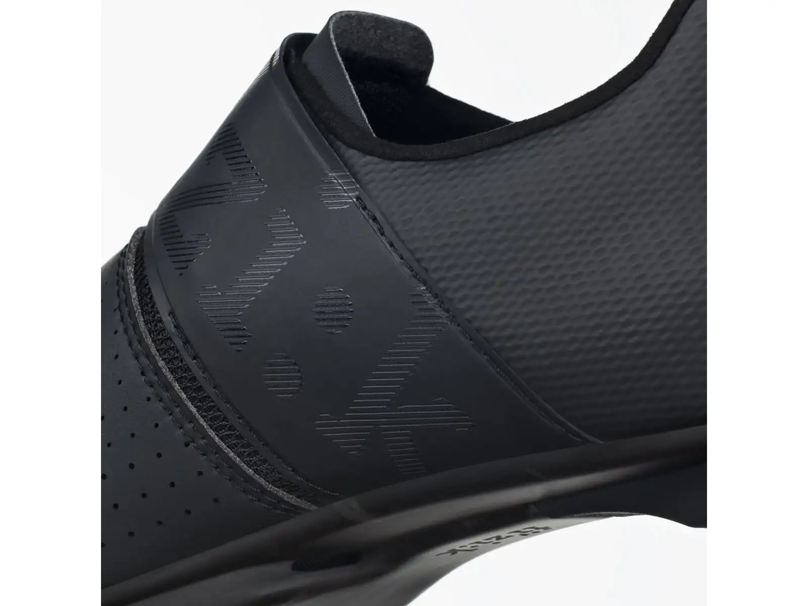 Fizik Vento Infinito Knit Carbon 2 cestné pánske tretry Black/Black