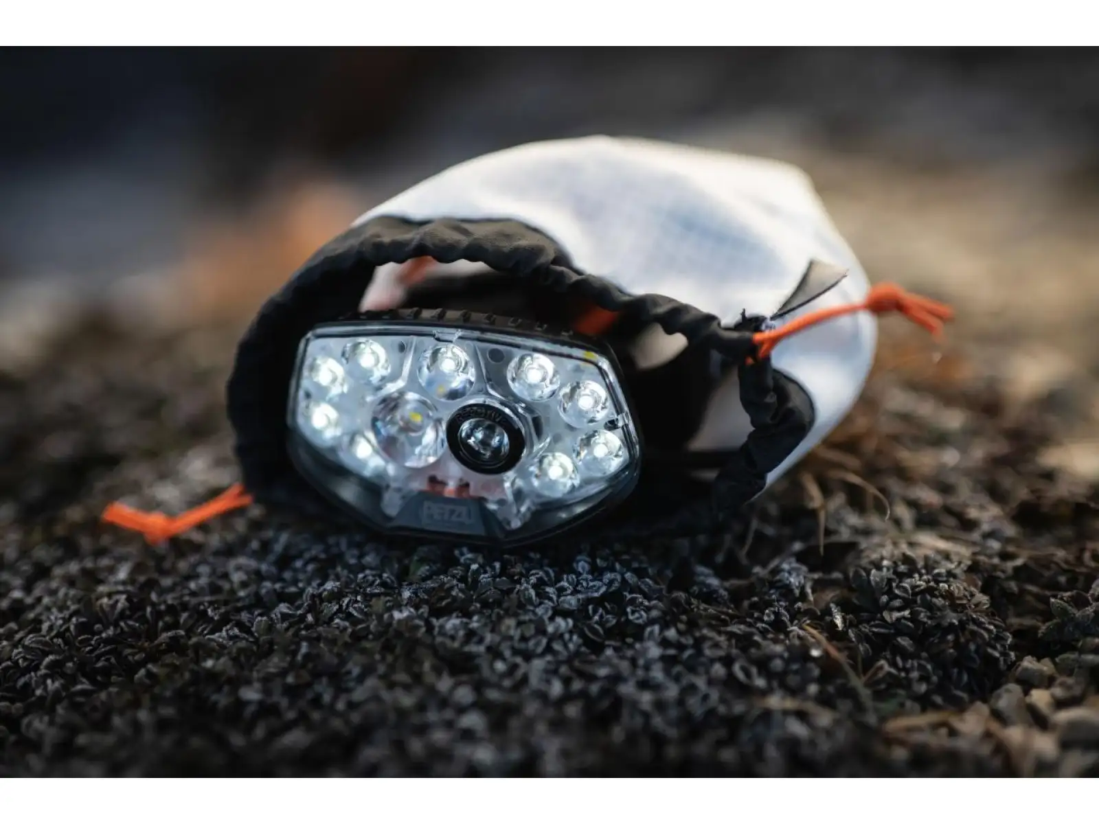 Petzl Nao RL nabíjateľná čelovka Black