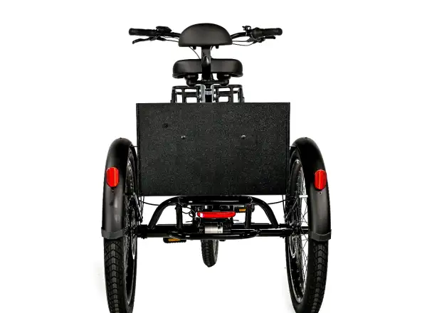 Leader Fox Curtis elektrobicykel trojkolka strieborná