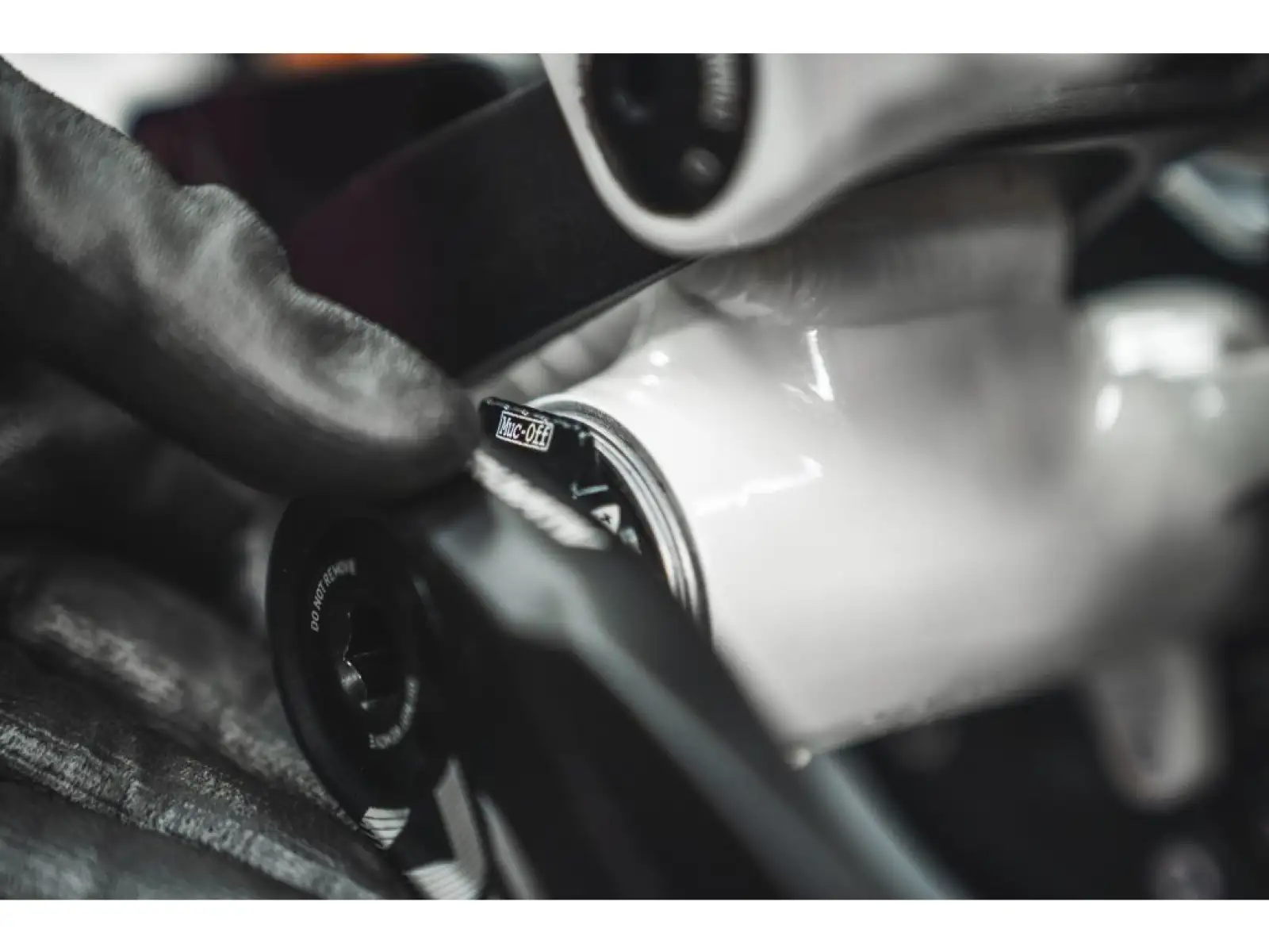Muc-Off Crank Preload Ring predpínací krúžok na kľuku strieborná