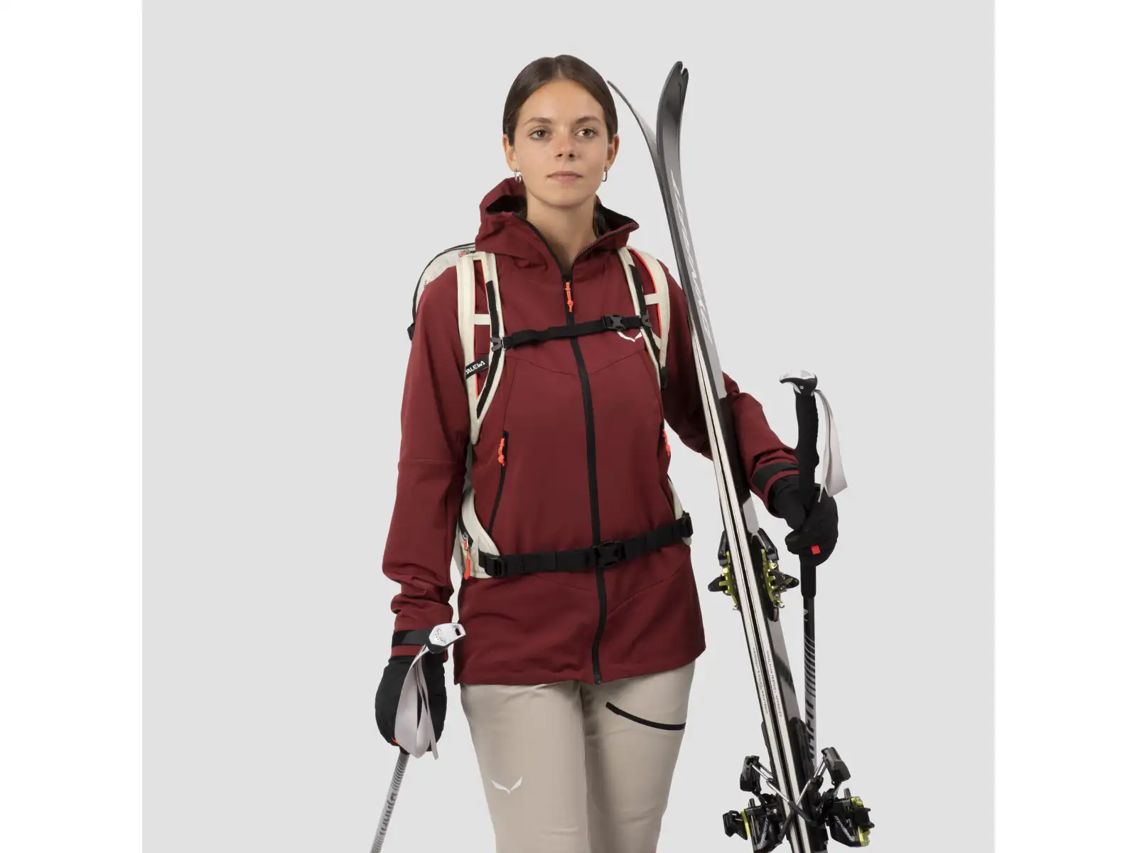 Salewa Sella 24 l dámsky batoh Black Out