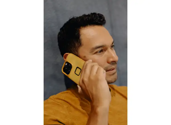 Peak Design Everyday Loop V2 kryt pre iPhone 15 Pro Charcoal