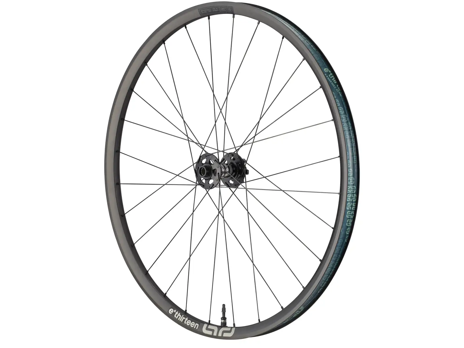 E-13 Sylvan Race Carbon E-Spec Boost 27,5" predné zapletené koleso Black